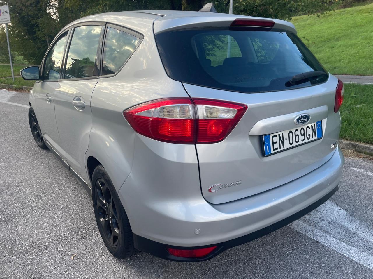 Ford C-Max 1.6 TDCi anno 2012 pronta al uso