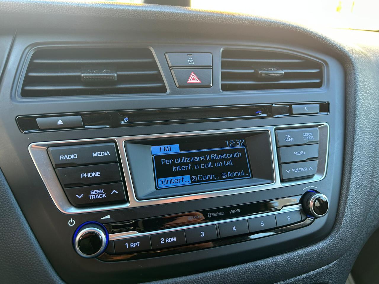 Hyundai i20 1.2 84 Cv STYLE LED-2015