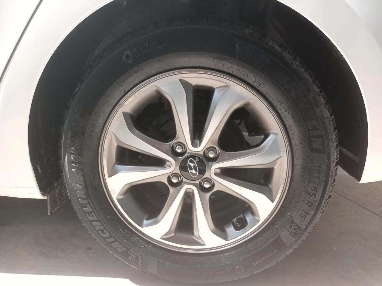 Hyundai i20 GPL 1.2 Connect Line MPI 75 CV