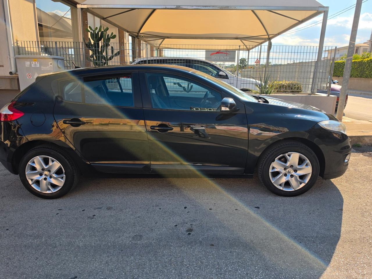 Renault Megane Mégane 1.5 dCi 110CV Wave