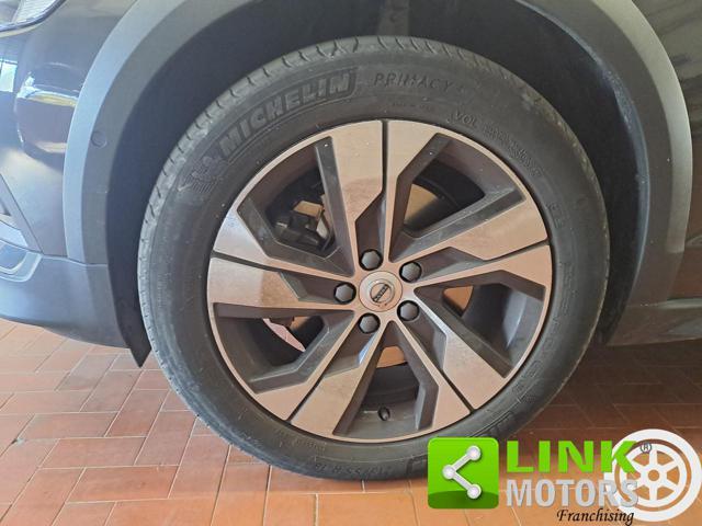 VOLVO V60 Cross Country 2.0 B4 D 211H 195 MHEV HYBRID PLUS AWD AUTOMATICA