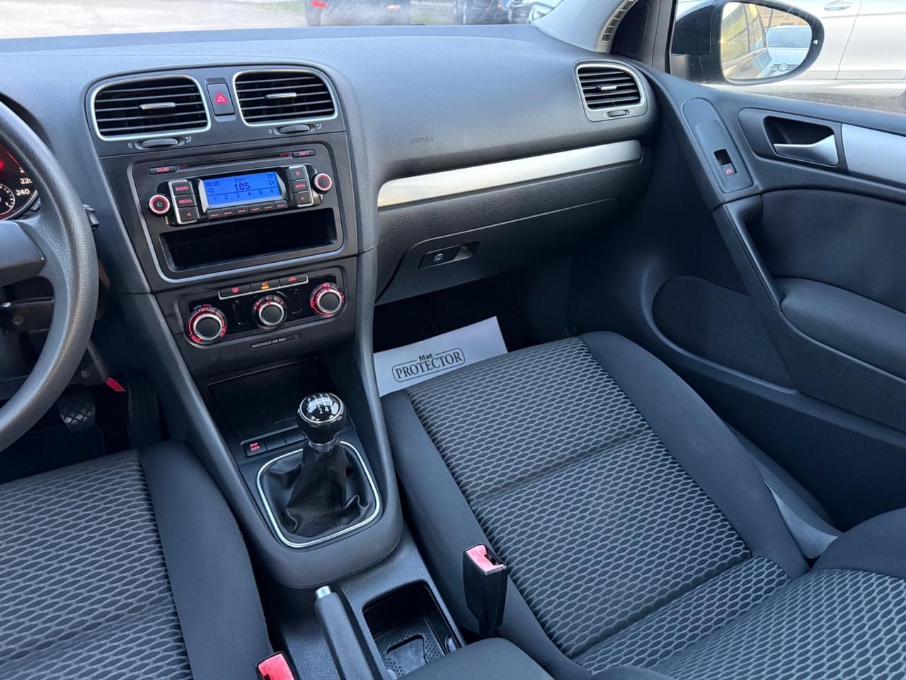 Volkswagen Golf 1.2 TSI 5p. UNICO 105CV