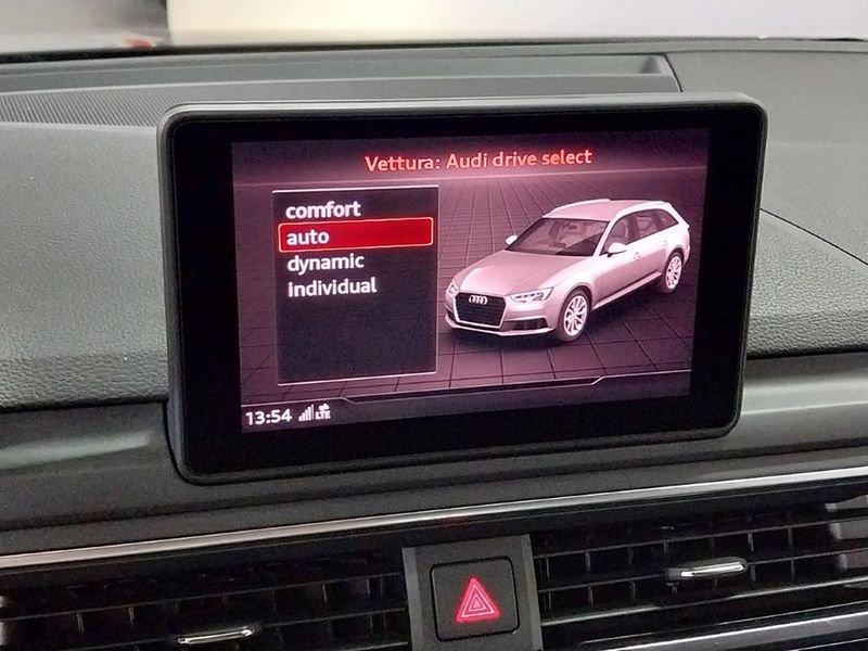 Audi A4 V 2016 Avant Avant 30 2.0 TDI 122cv Sport S tronic