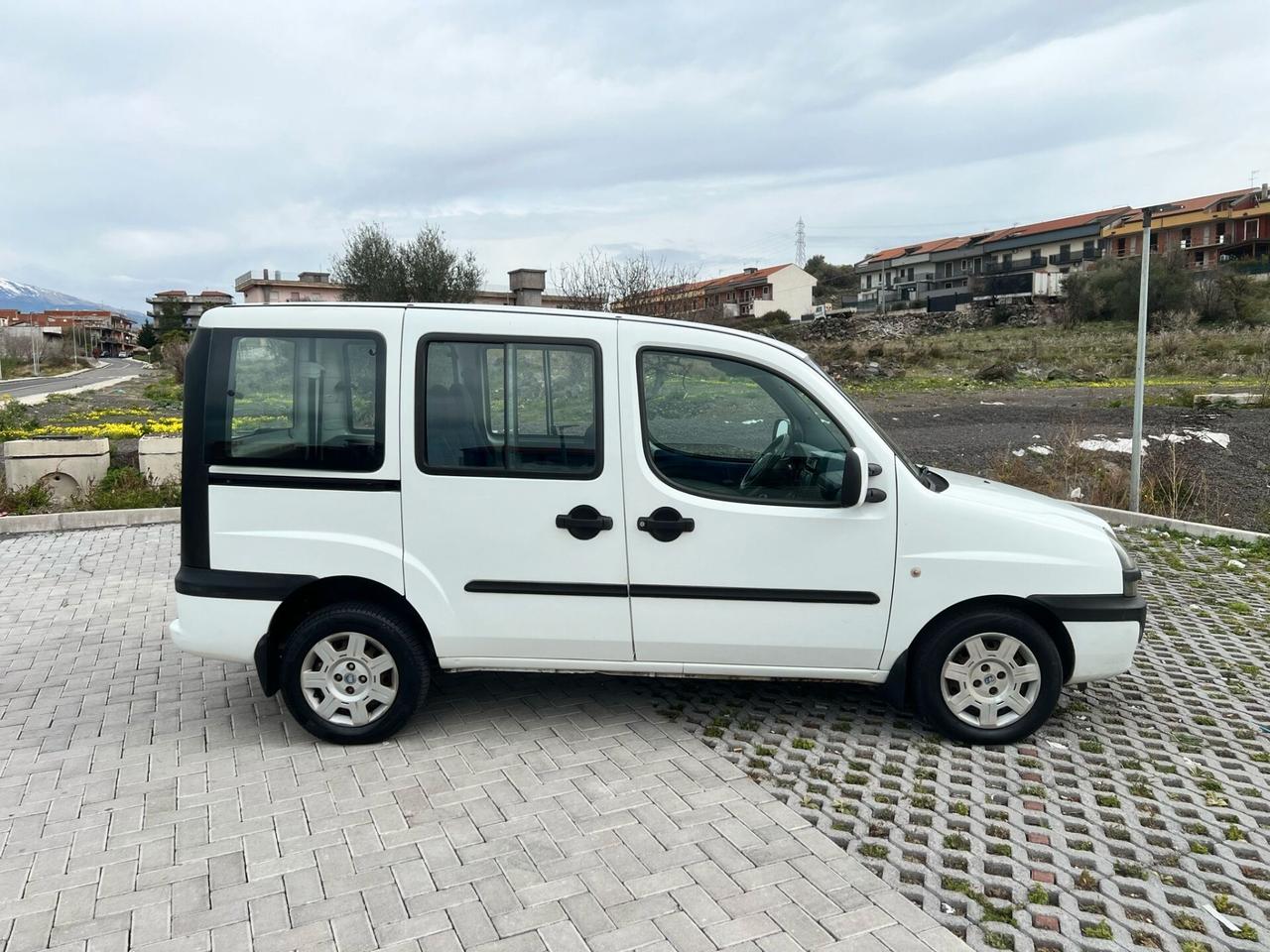 Fiat Doblo 1.9JTD A-F-F-A-R-O-N-E