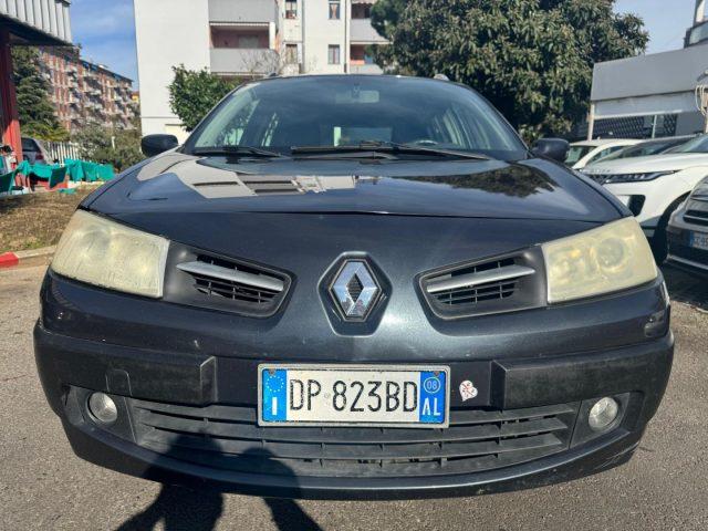 RENAULT Megane GRANDTOUR 1.5 dCi/105CV Serie Spec.