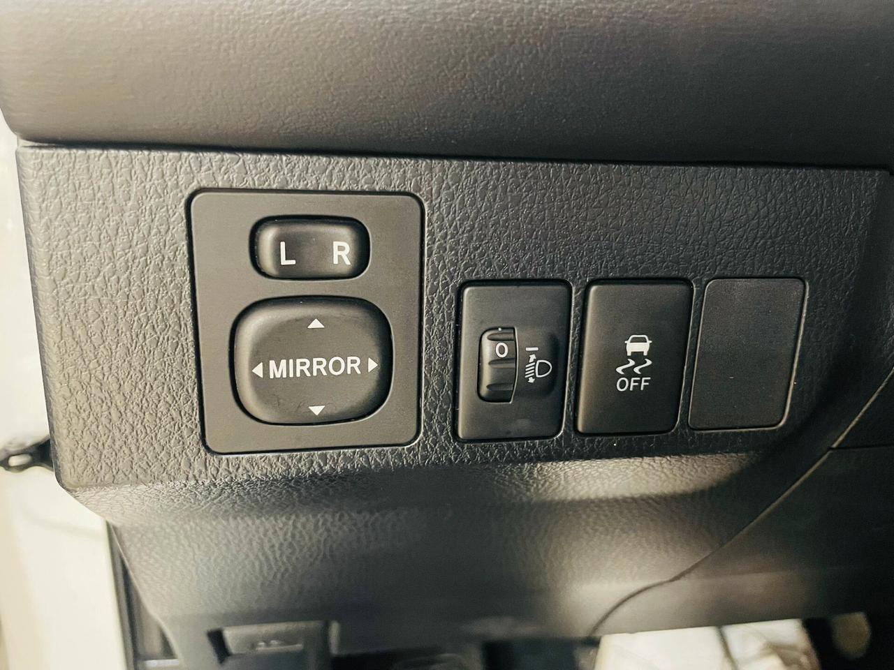 Toyota RAV 4 RAV4 2.0 D-4D 2WD