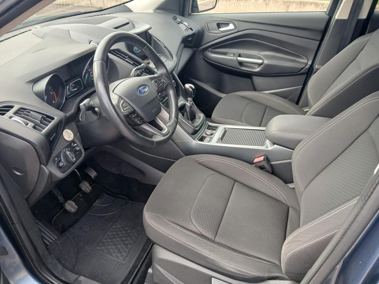 Ford Kuga 1.5 TDCI 120 CV S&S 2WD Business