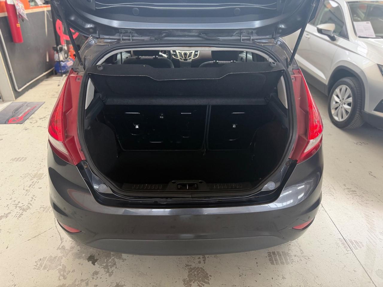 Ford Fiesta 1.2 82 CV 5 porte Titanium NEOPATENTATI