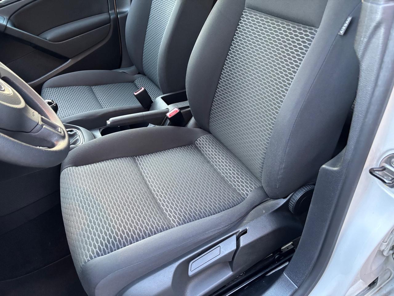 Volkswagen Golf 1.6 TDI 5p. OK NEOPATENTATI