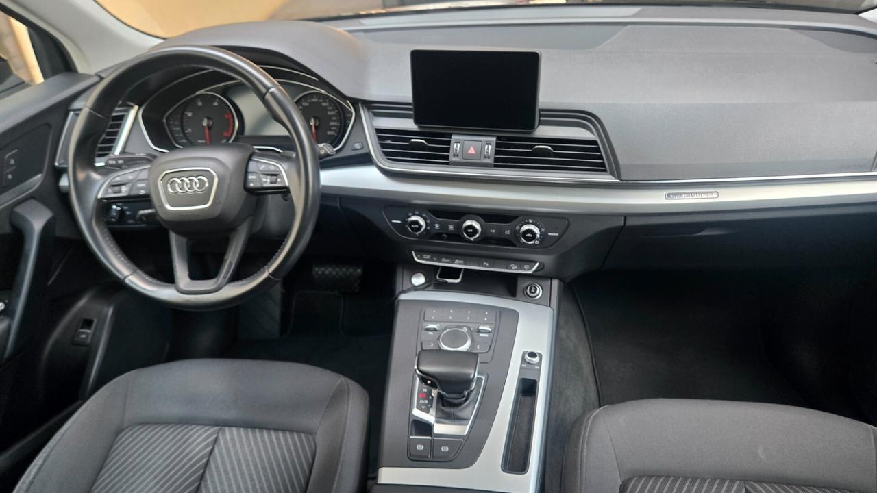 Audi Q5 35 TDI quattro S tronic Business