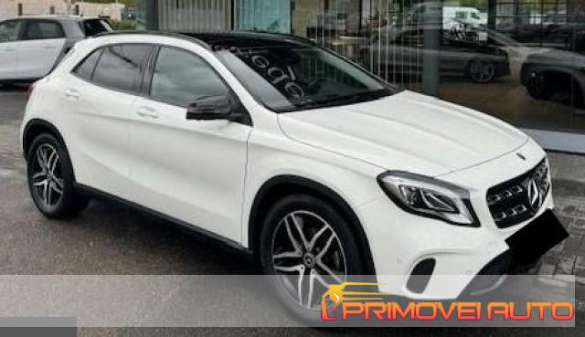 MERCEDES-BENZ GLA 180 Urban