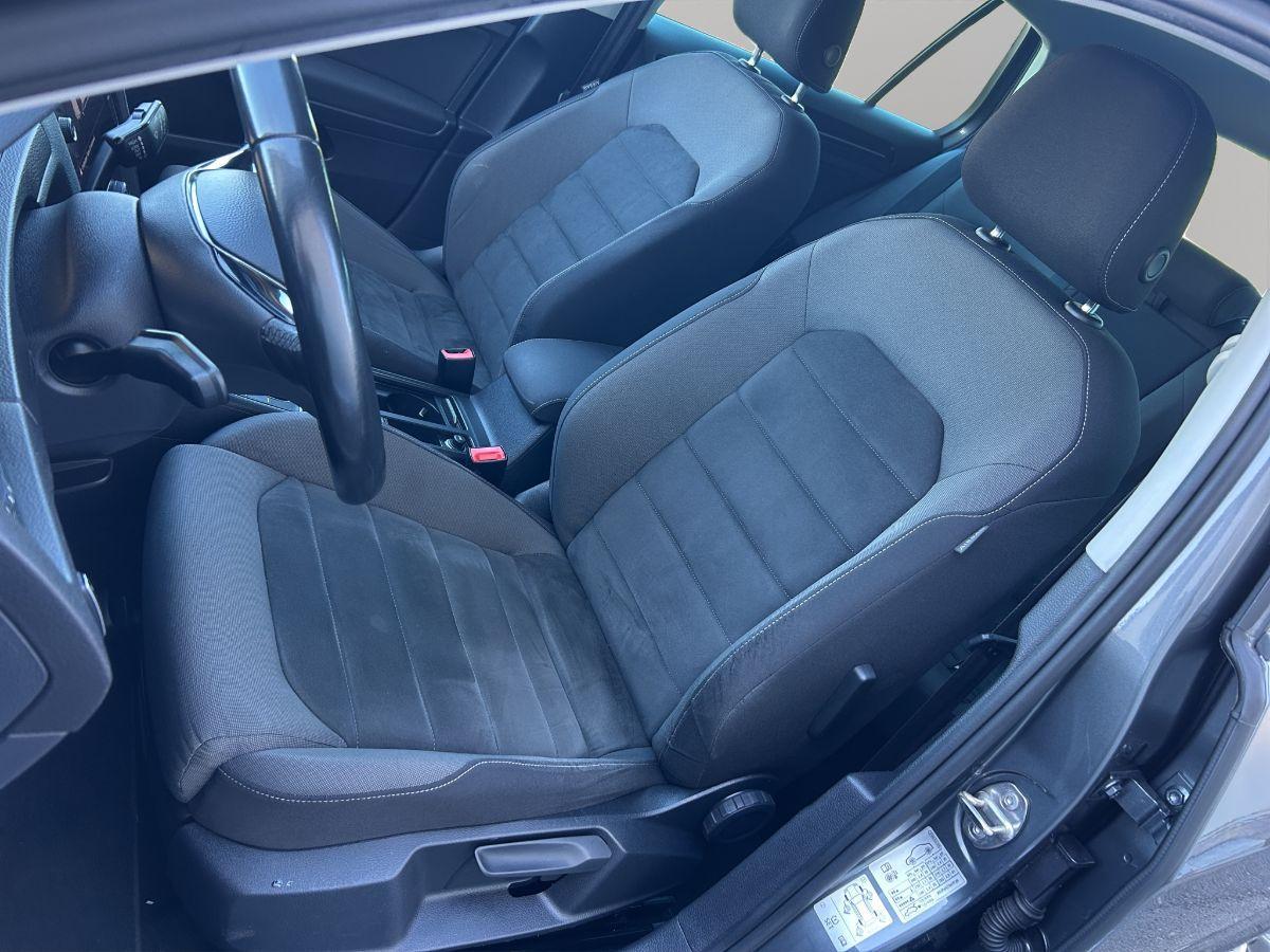 VOLKSWAGEN - Golf - 1.6 TDI 115CV 5p. Highline BMT