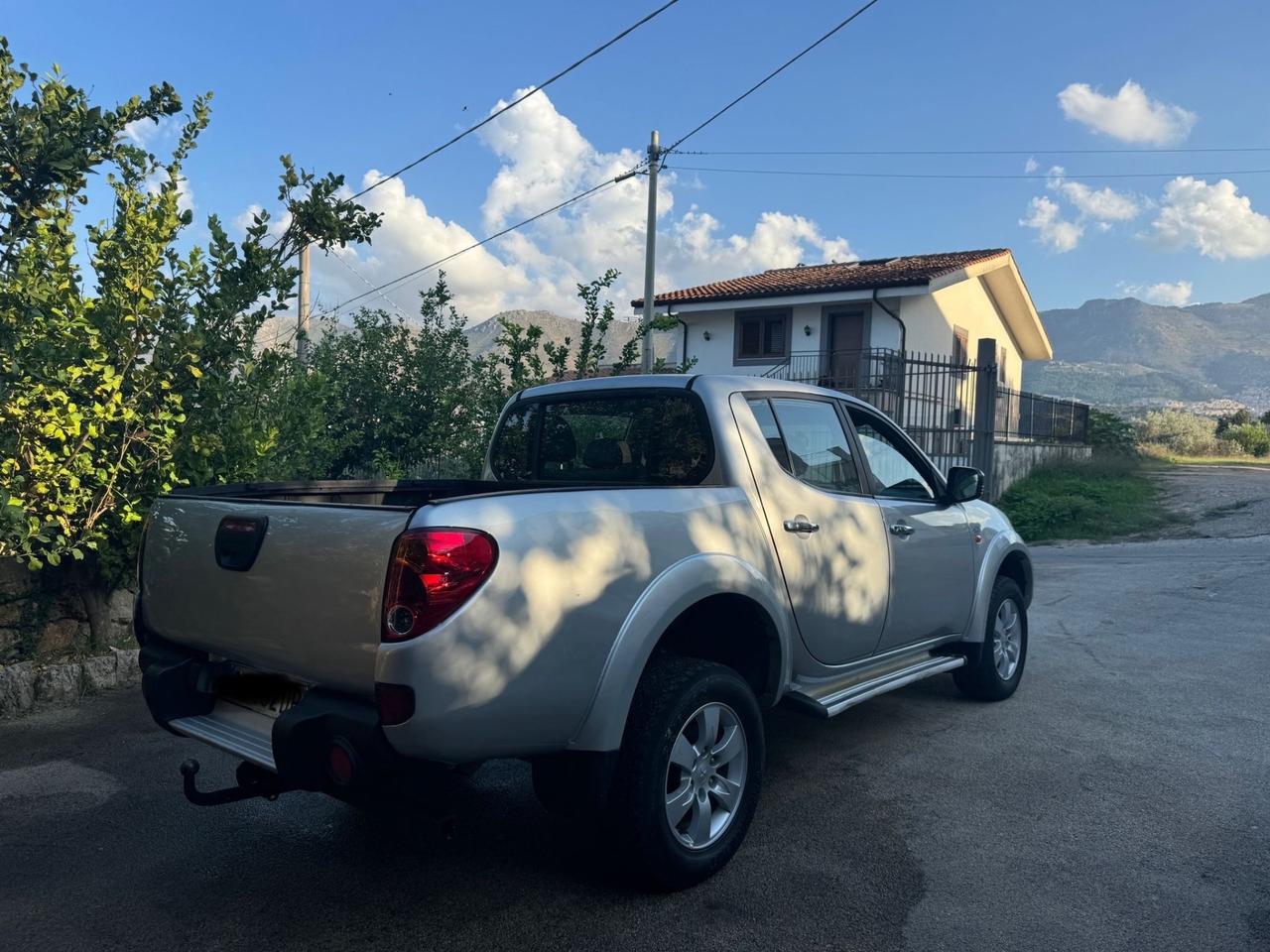 Mitsubishi L200 2.5 DI-D/136CV Double Cab Intense