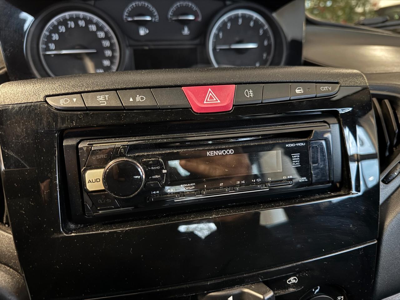 Lancia Ypsilon 1.2 Fire 69 CV 5 porte Silver