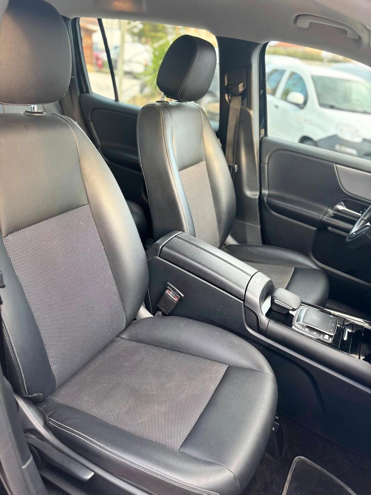 Mercedes-benz GLB 180 d Automatic Business