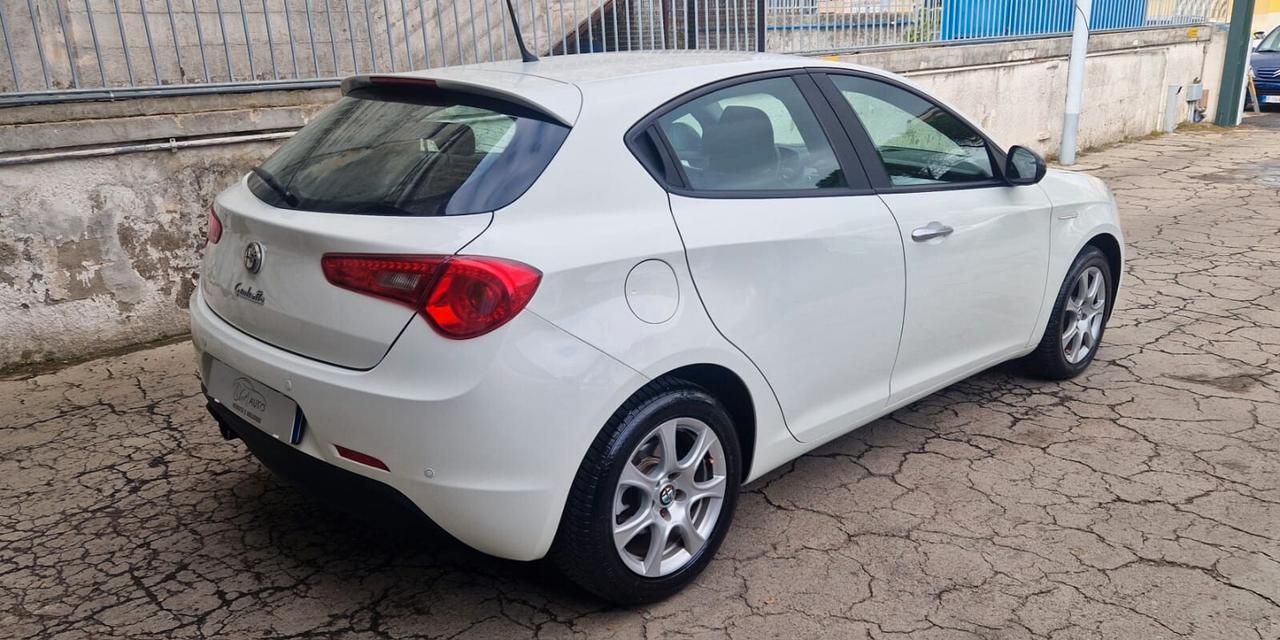 Alfa Romeo Giulietta 1.6 JTDm-2 105 CV Progression