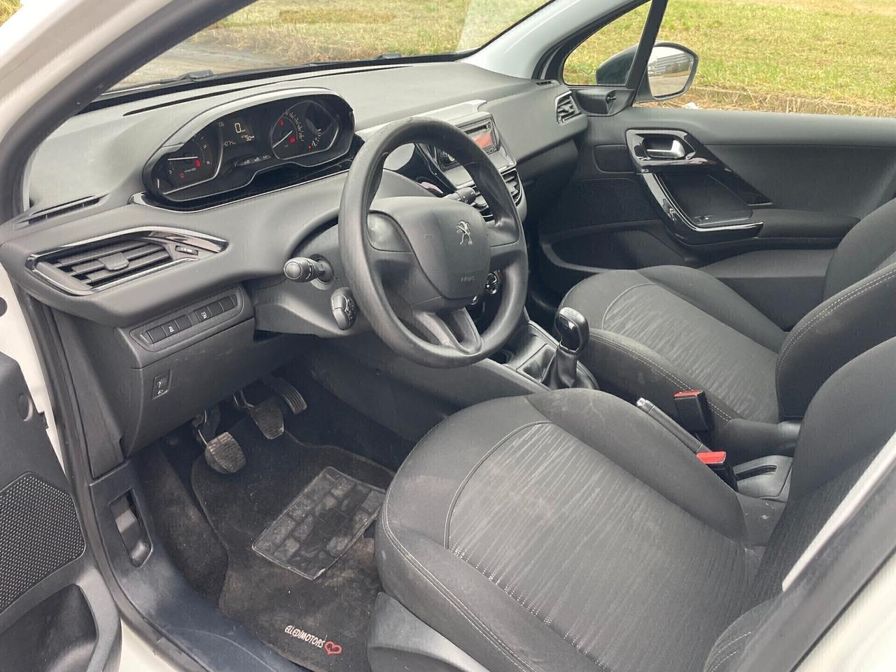 Peugeot 208 BlueHDi 75 5 porte autocarro Active