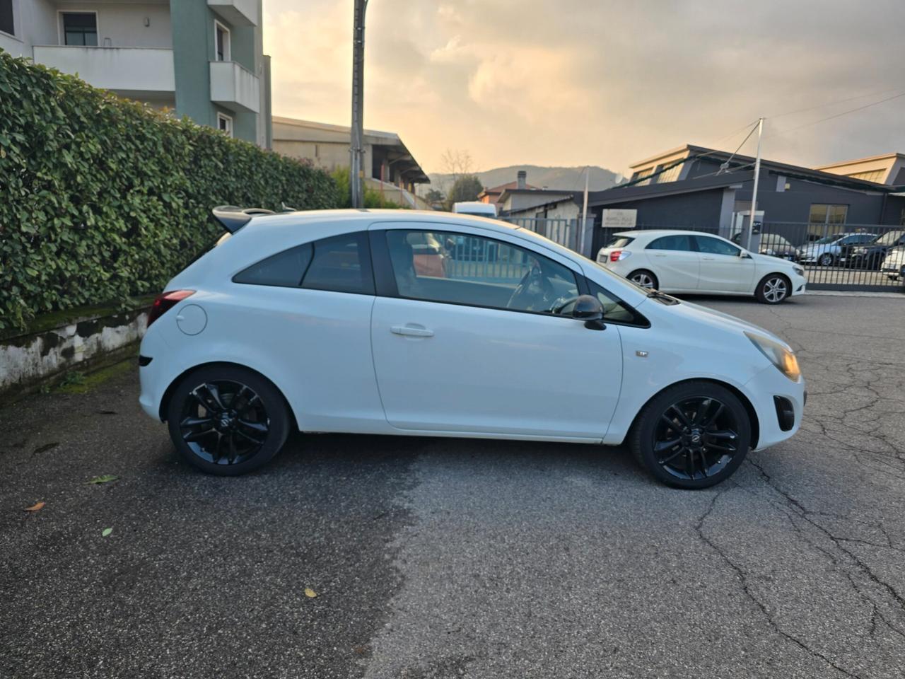 OPEL CORSA 1.3 CDTI 95CV "OK PER NEOPATENTATI"