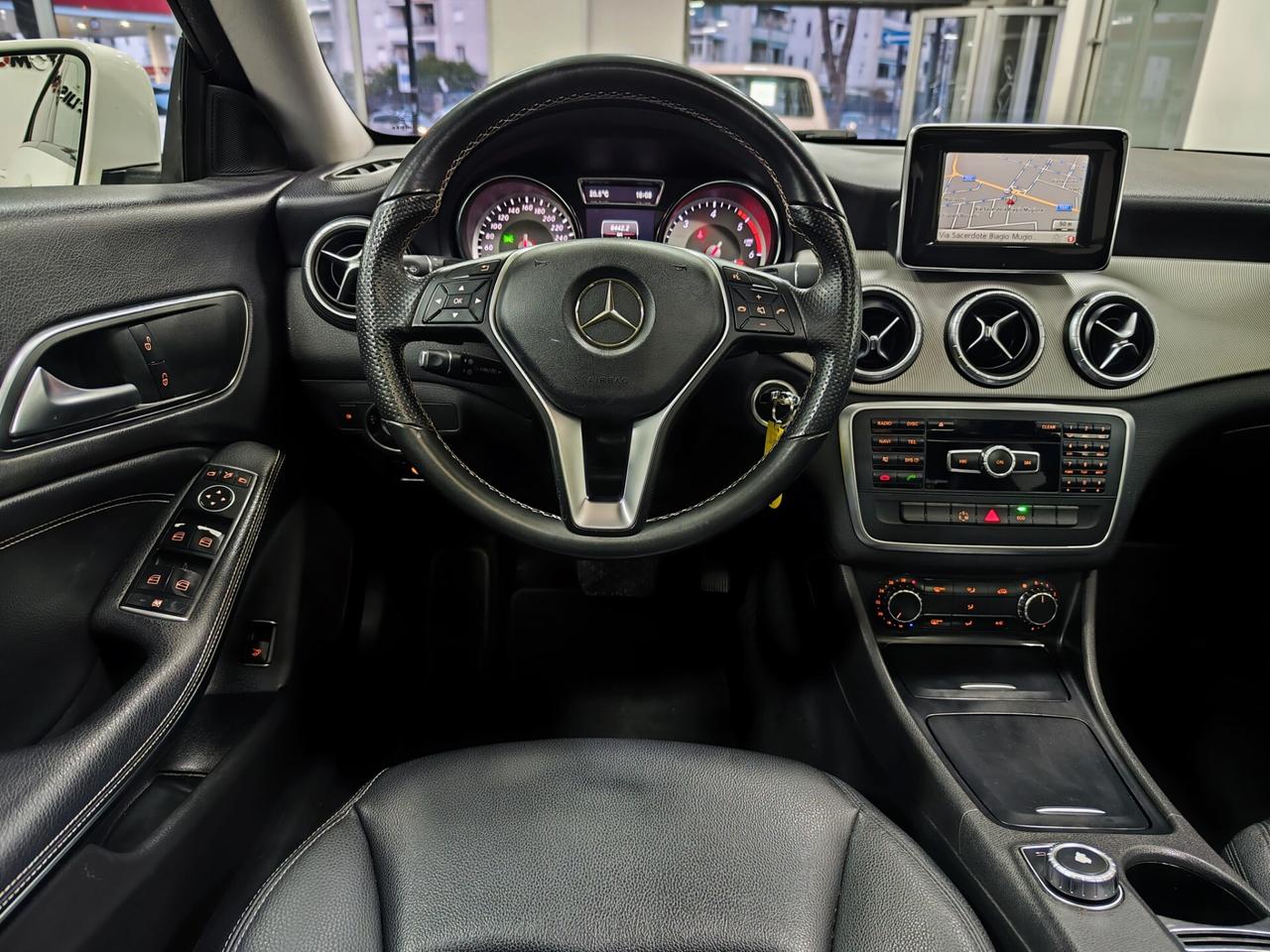 Mercedes-benz CLA 220 d Automatic Sport Tetto