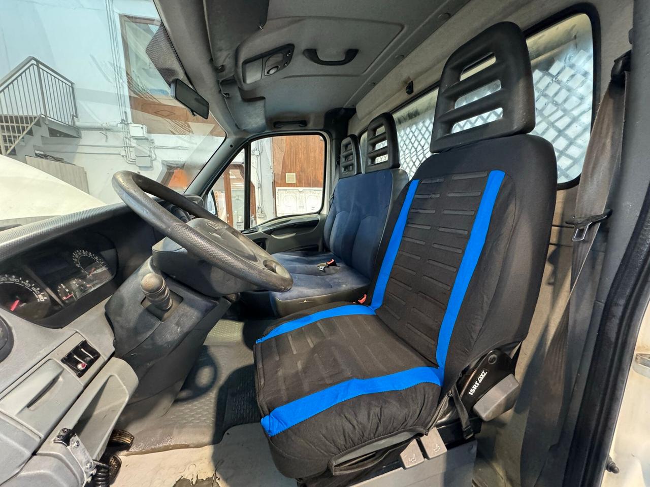 Iveco Daily 35/E4 – Ribaltabile Trilaterale – Euro 4