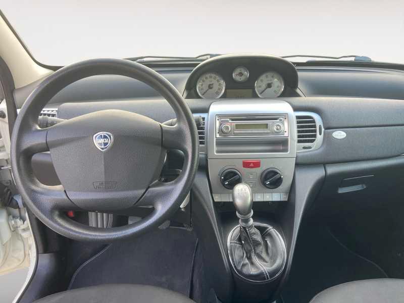 LANCIA Ypsilon 1.2 8v Diva 69cv