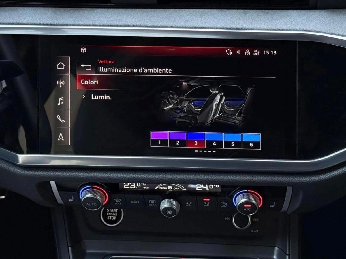 Audi Q3 Sportback 40 TDI Quattro S-line Identity Black 200 CV