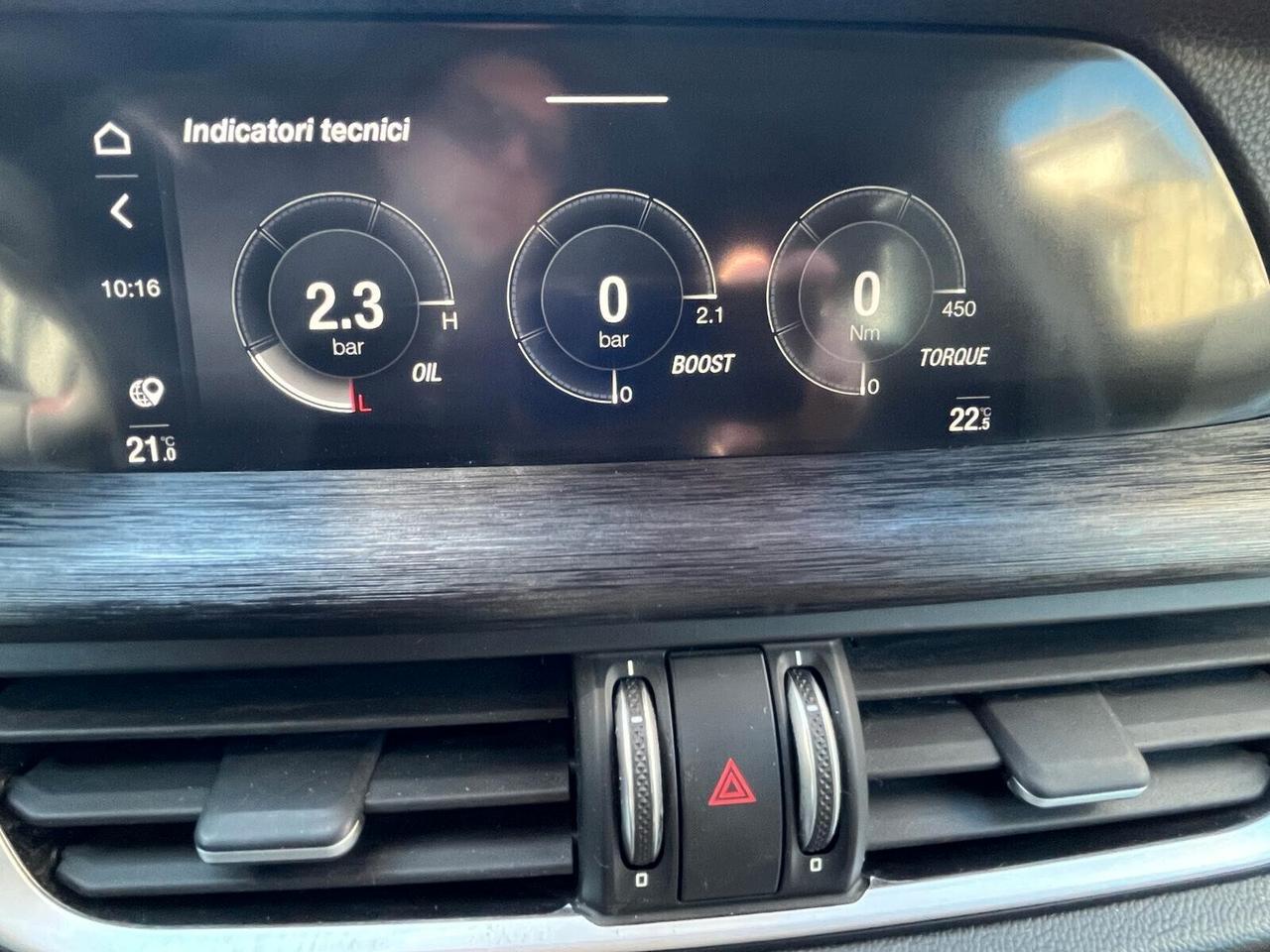 Alfa Romeo Stelvio 2.2 Turbodiesel 190 CV AT8 Q4 Business