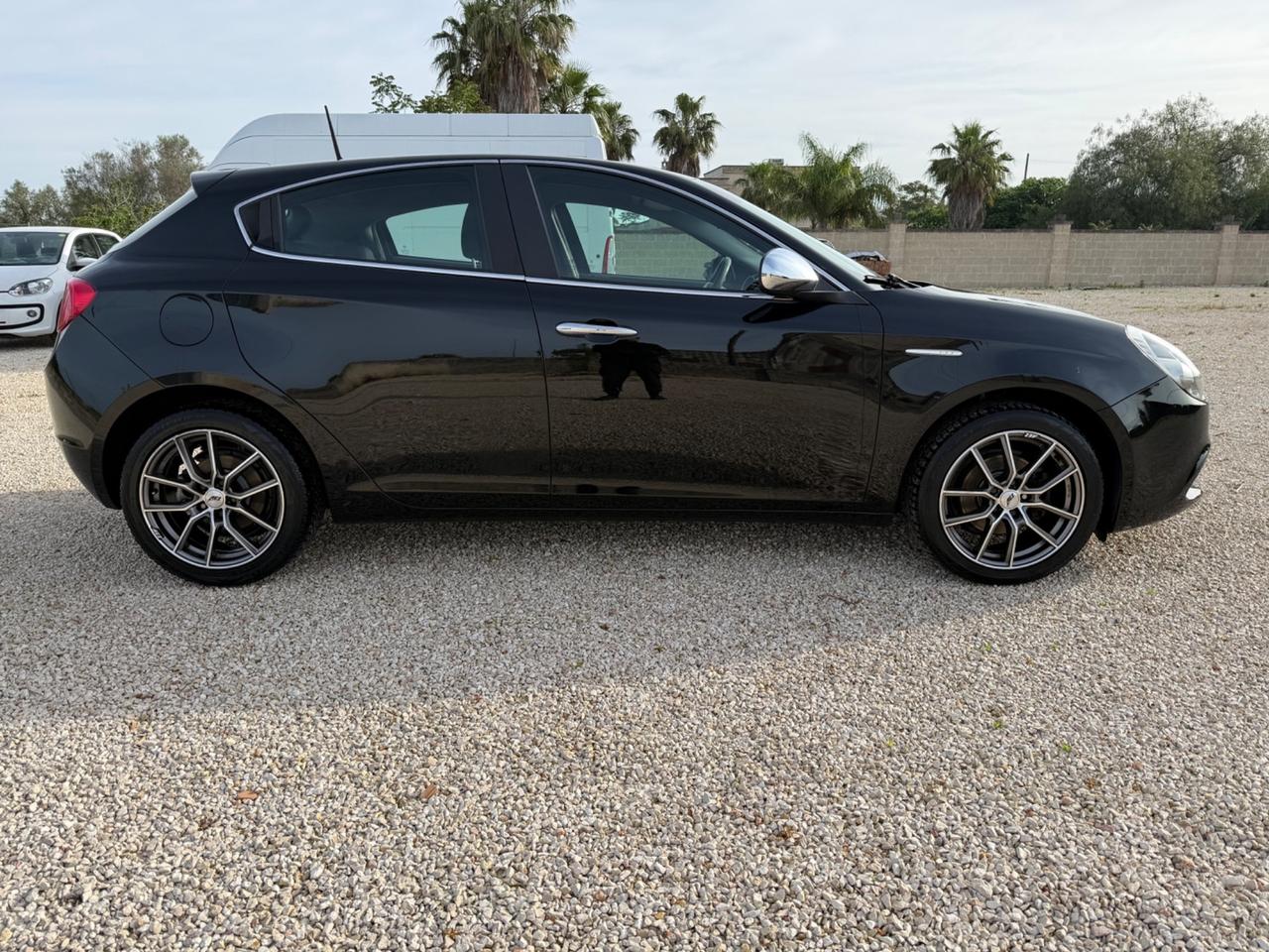 Alfa Romeo Giulietta 1.6 JTDm-2 120 CV Distinctive