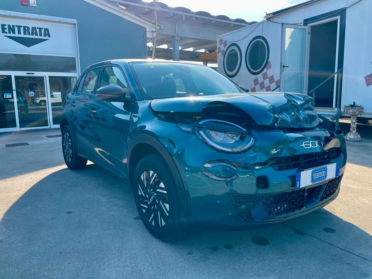Fiat 600 Hybrid 100 CV DCT MHEV La Prima **VEICOLO SINISTRATO ***