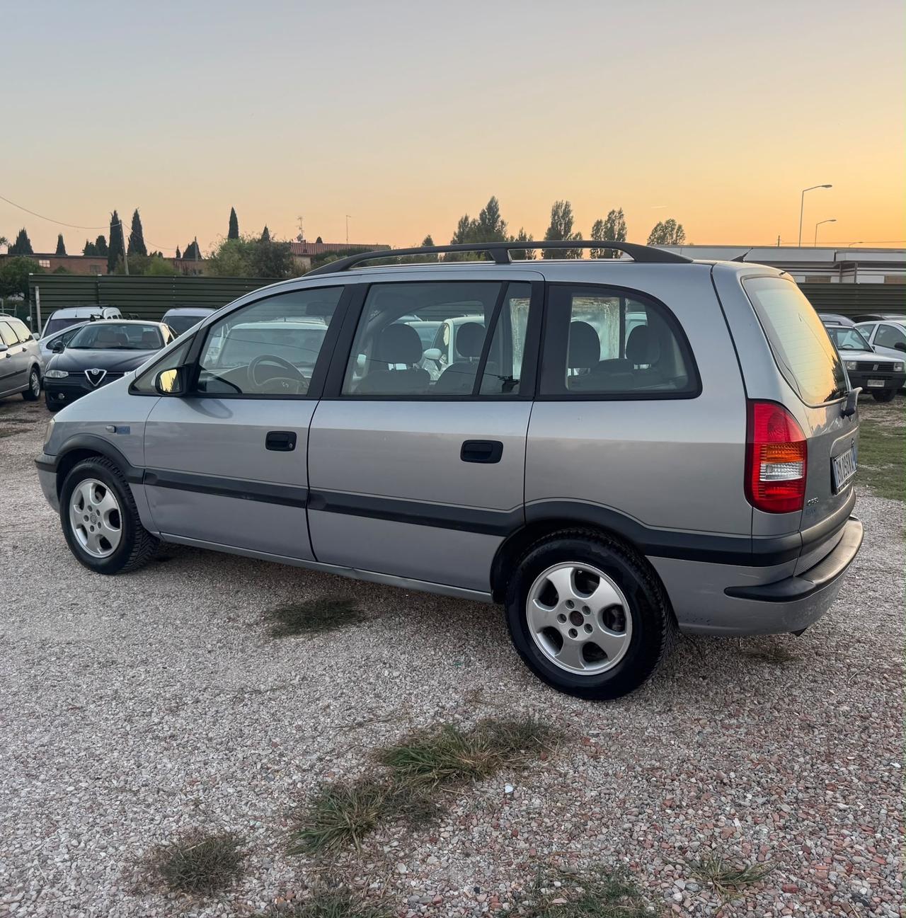 Opel Zafira 1.8 16V cat CDX 7 Posti