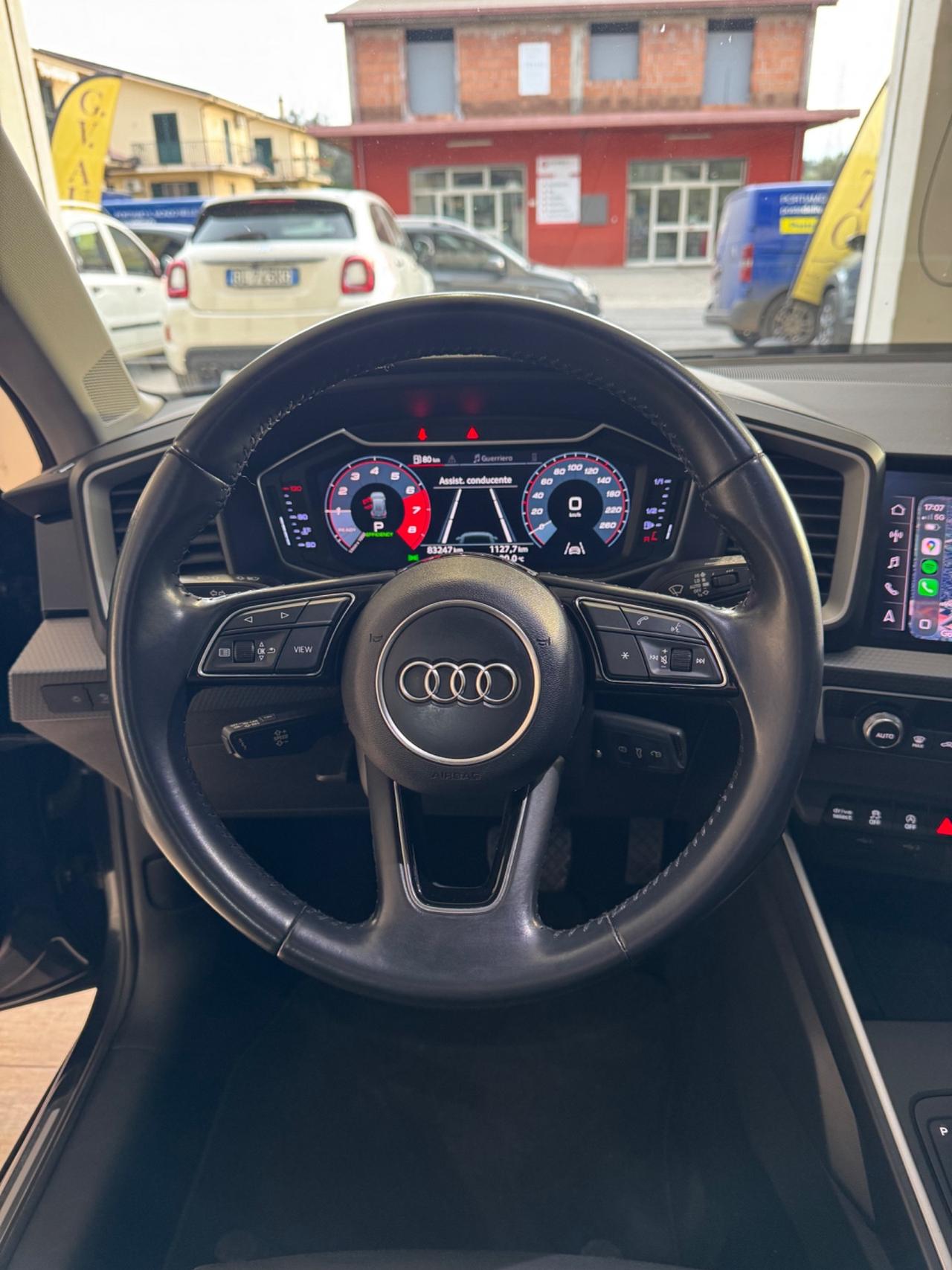 Audi A1 citycarver 30 TFSI S tronic Identity Contrast