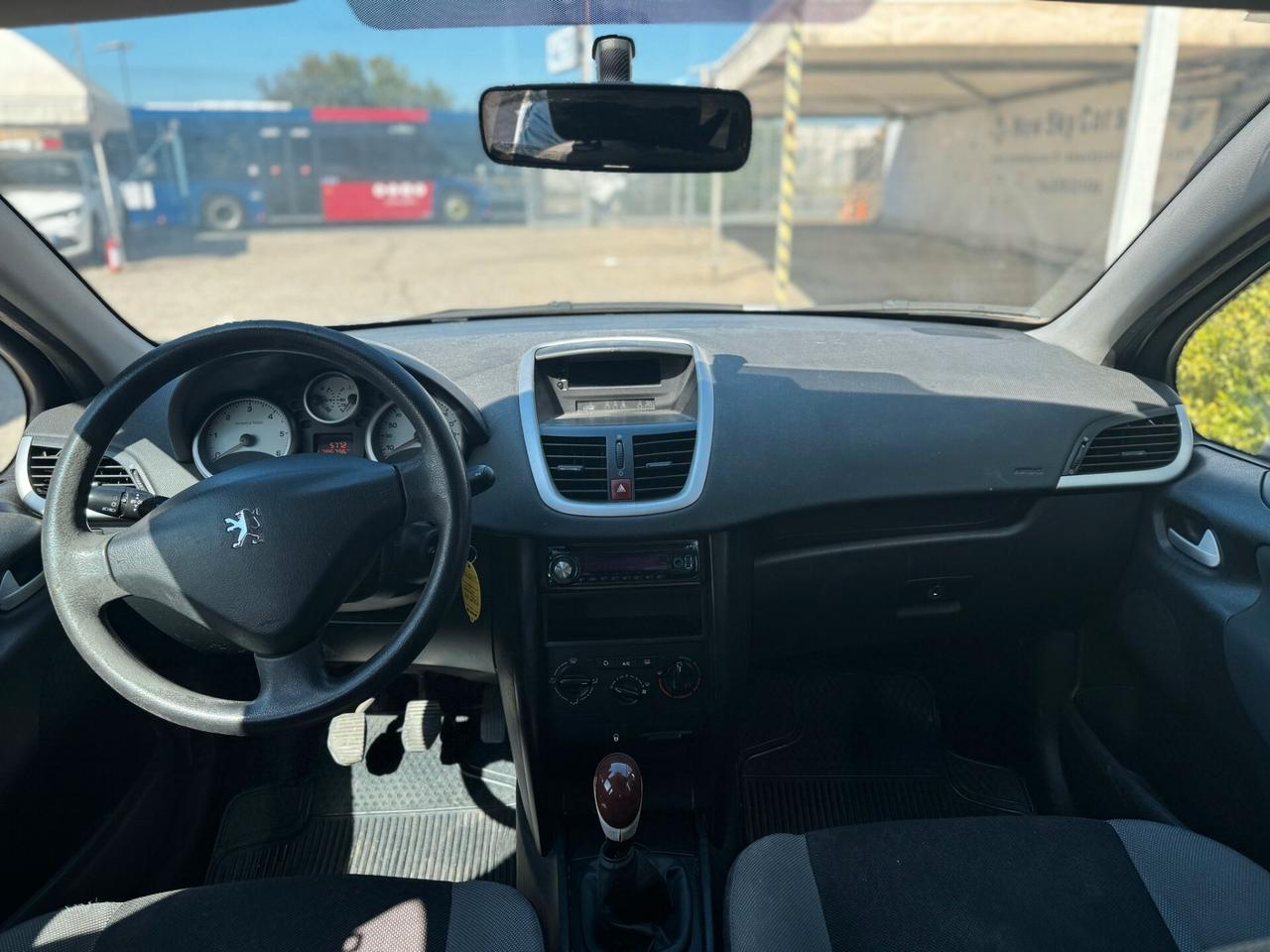 Peugeot 207 1.4 HDi 70CV 5p.