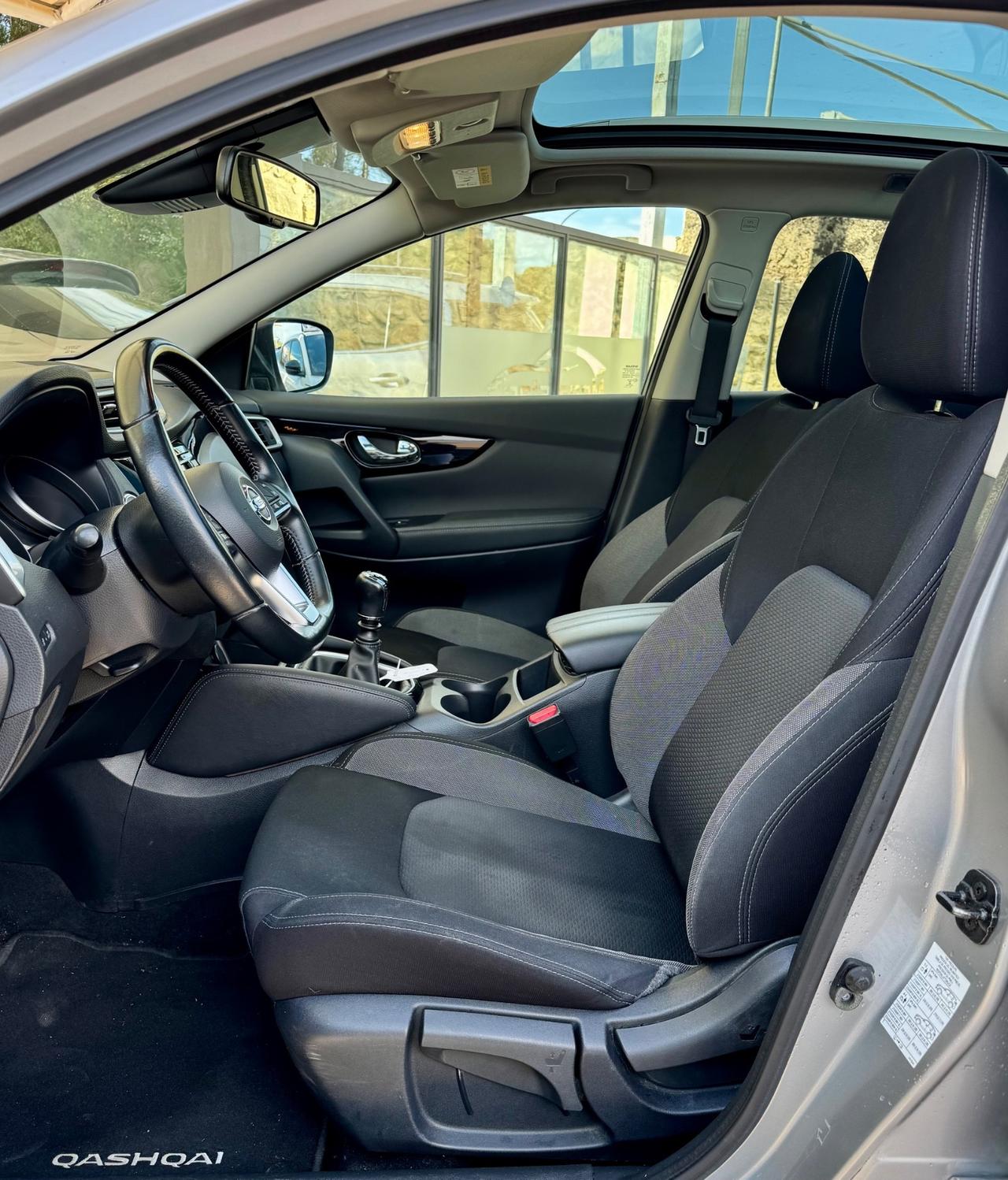 Nissan Qashqai 1.5 dCi N-Connecta