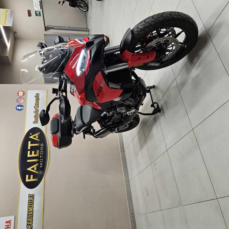 Ducati Multistrada V2 S - 2026