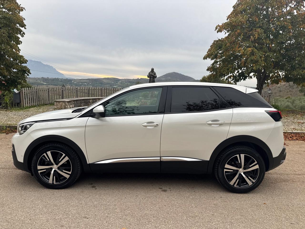 Peugeot 3008 BlueHDi 130 S&S Allure