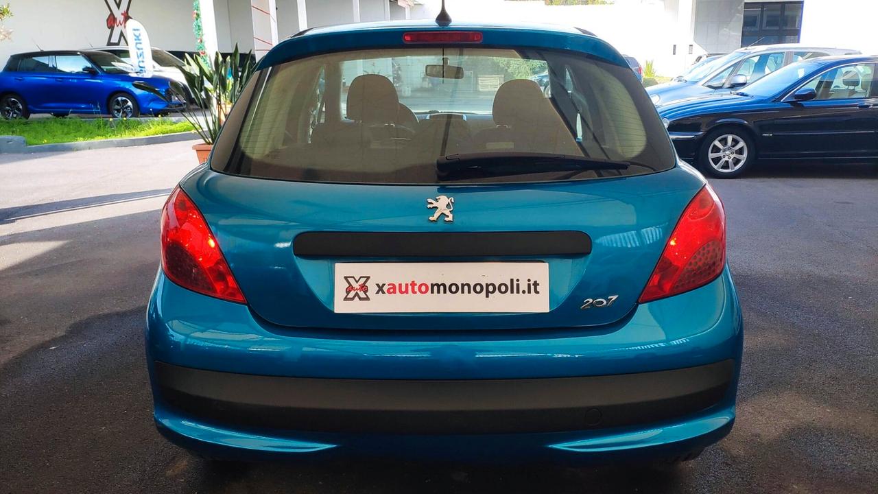 Peugeot 207 1.4 HDi 70CV 5p