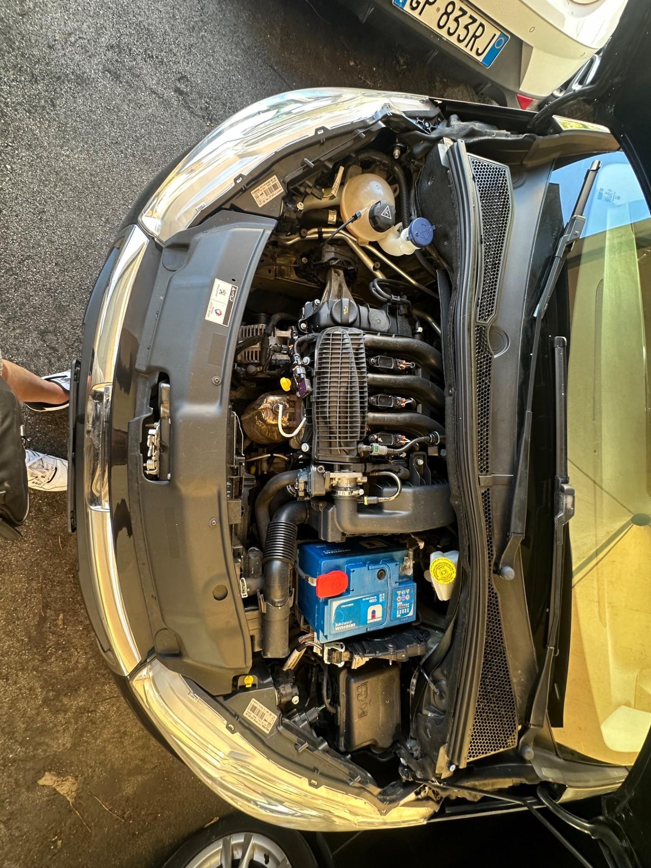 Peugeot 208 PureTech 82 5 porte Allure