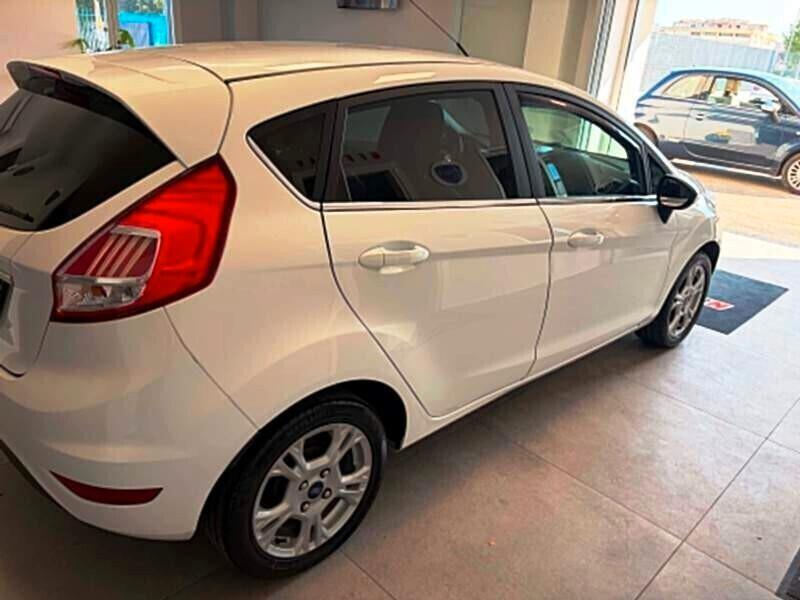 Ford Fiesta 1.4 97 CV GPL Titanium