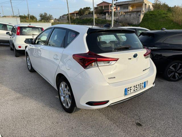 TOYOTA Auris 1.8 Hybrid Active