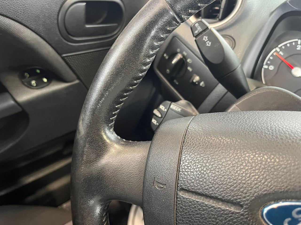 Ford Fiesta 1.4 TDCi 5p. Titanium OK NEOPATENTATI