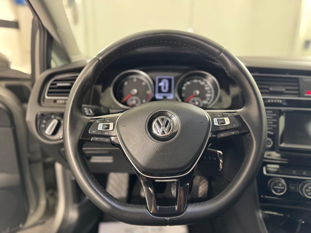 Volkswagen Golf 1.6 TDI 5p. Highline BlueMotion Technology