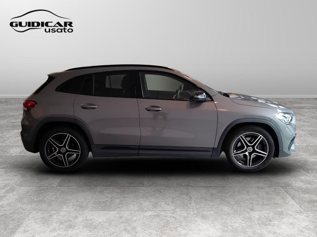 Mercedes-Benz GLA-H247 2020 - GLA 180 d Premium auto