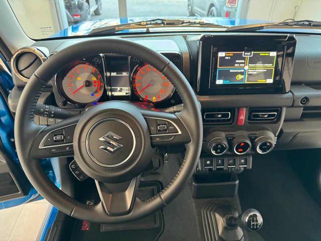 SUZUKI Jimny 1.5 5MT Top