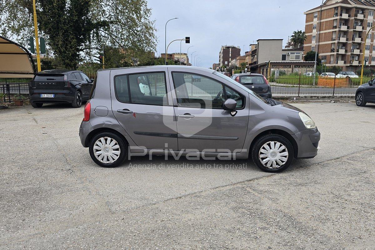 RENAULT Modus 1.2 16V Attractive
