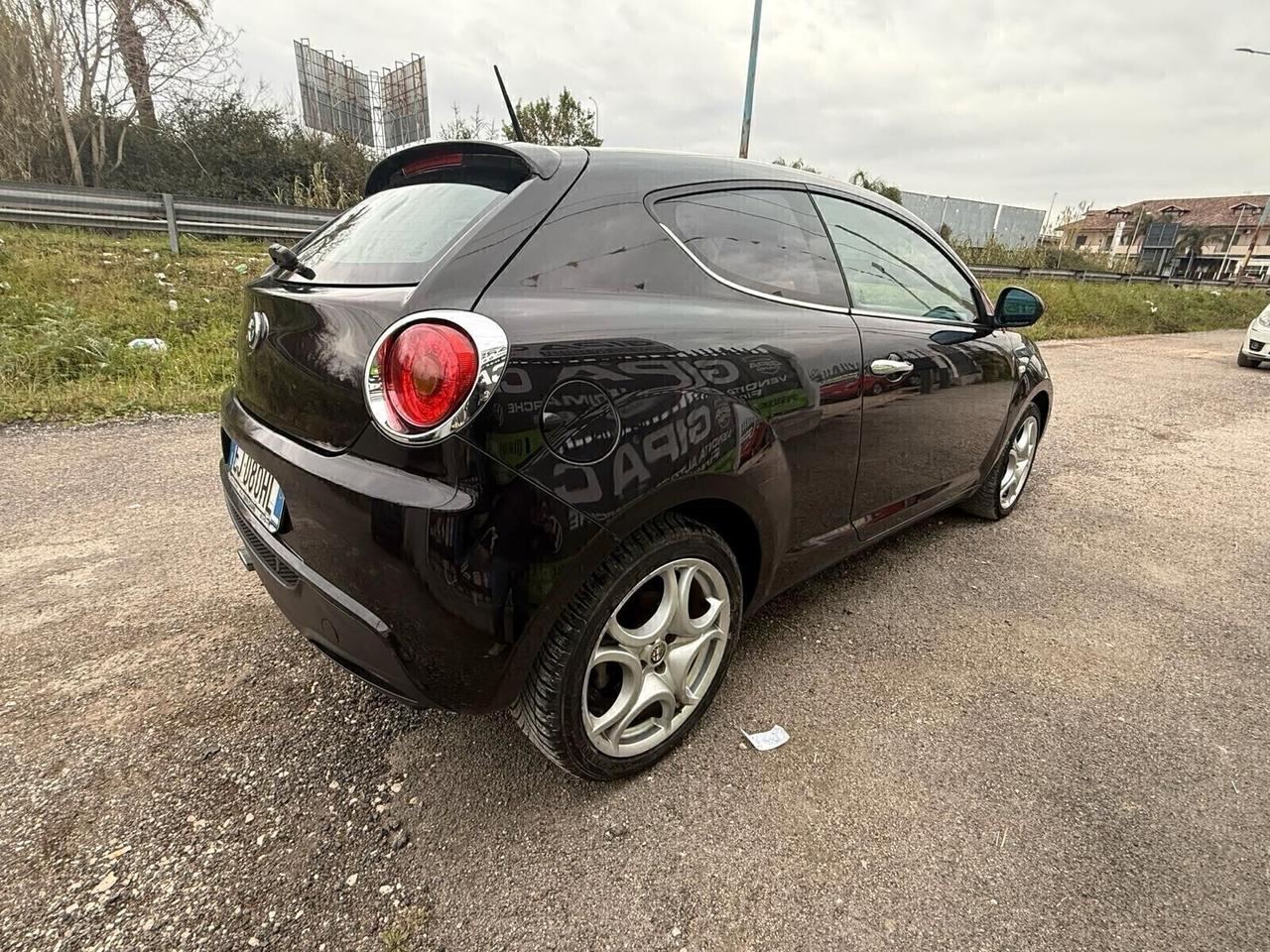 Alfa Romeo MiTo 1.3 JTDm-2 95 CV S&S Distinctive Sport Pack