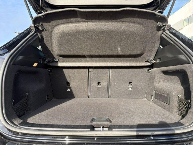 MERCEDES-BENZ GLA 180 d Automatic Sport