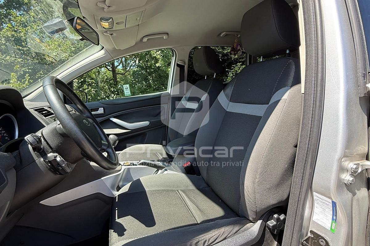 FORD Kuga 2.0 TDCi 140 CV 2WD Titanium DPF