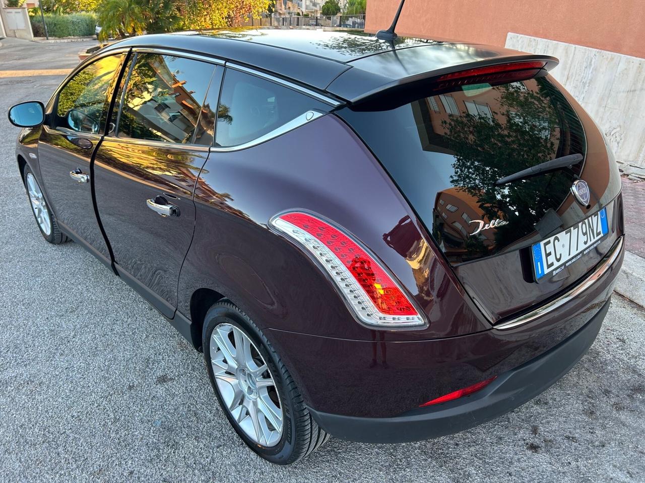 Lancia Delta 1.6 MJT Platino km certificati