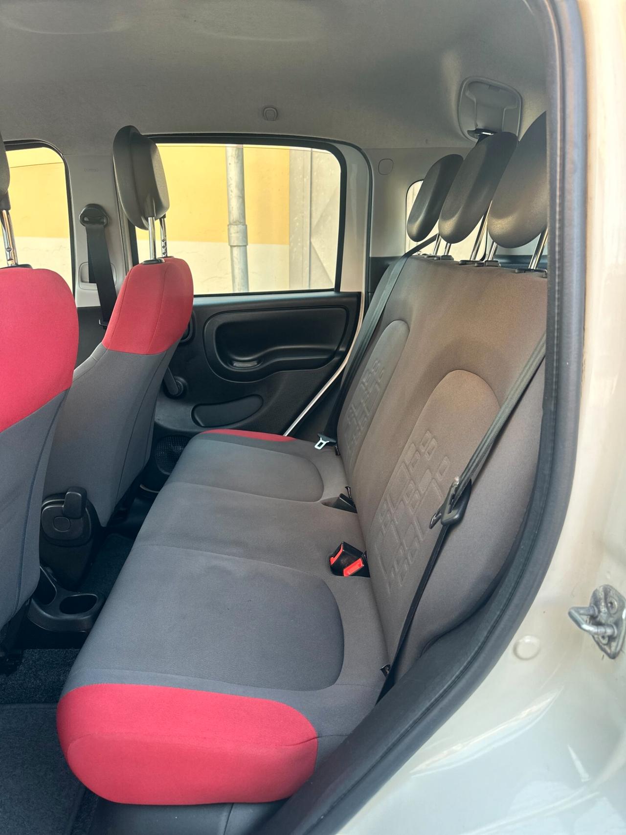 Fiat Panda 0.9 TwinAir Turbo Natural Power Lounge