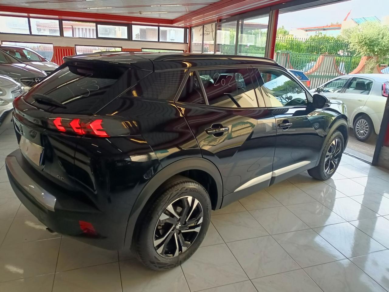 Peugeot 2008 BlueHDi 130 S&S EAT8 GT